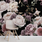 Fototapet Model floral vibrant pe fundal negru.