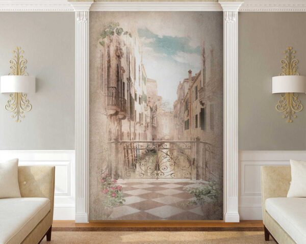 Stradă venețiană cu balcon ornamentat Fototapet Stradă venețiană cu balcon ornamentat