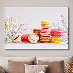 Tablouri Macarons colorate cu flori delicate.