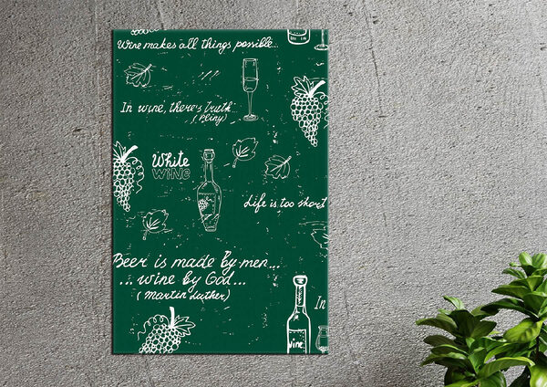 Tablă verde cu text alb și o sticlă de vin Tablouri Tablă verde cu text alb și o sticlă de vin