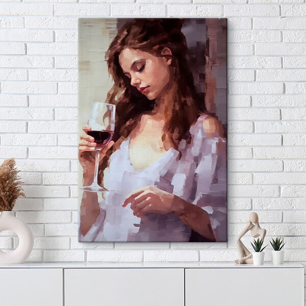Femeie care ține un pahar de vin Tablouri Femeie care ține un pahar de vin